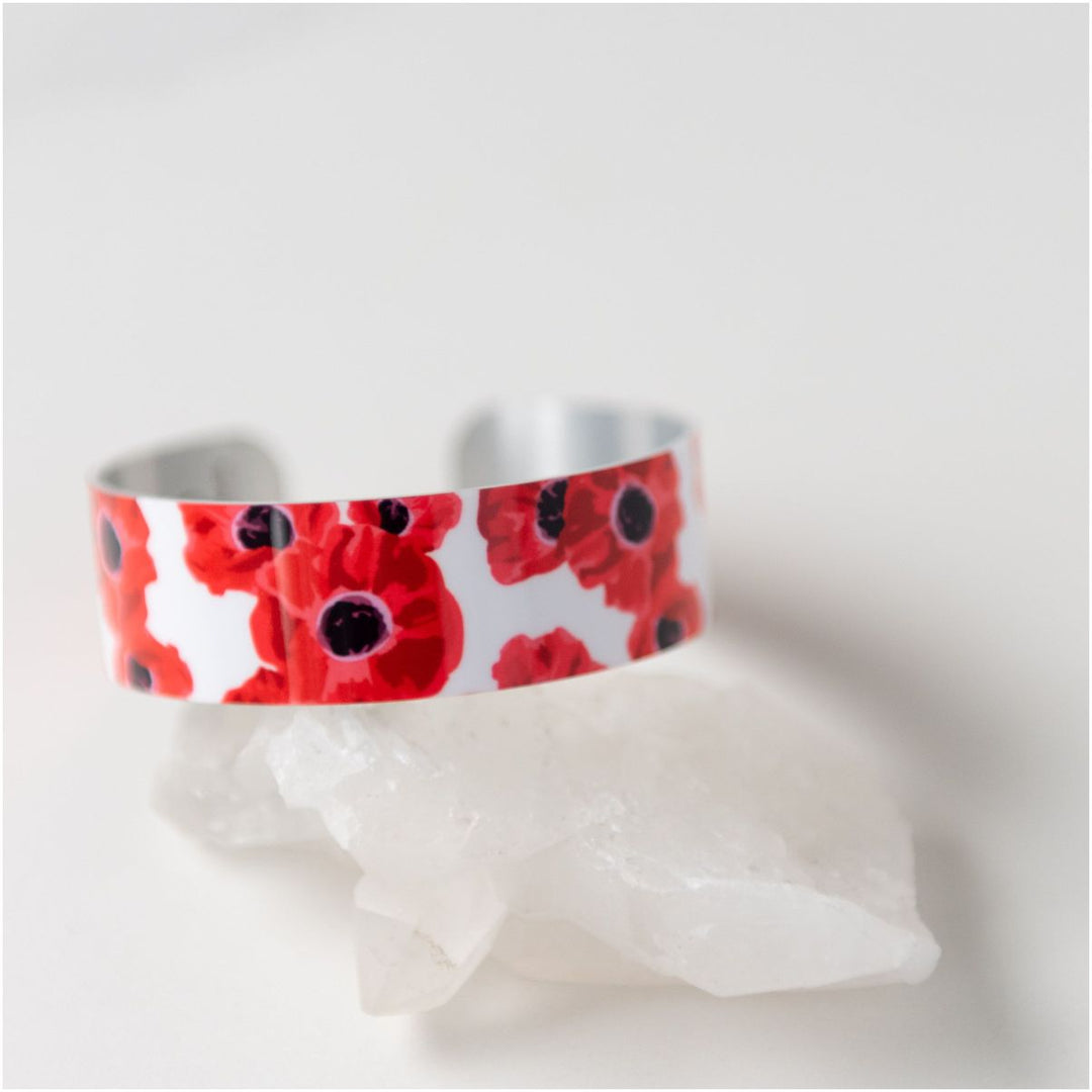 Giftologie Small Cuff Bracelet - Pretty Poppies