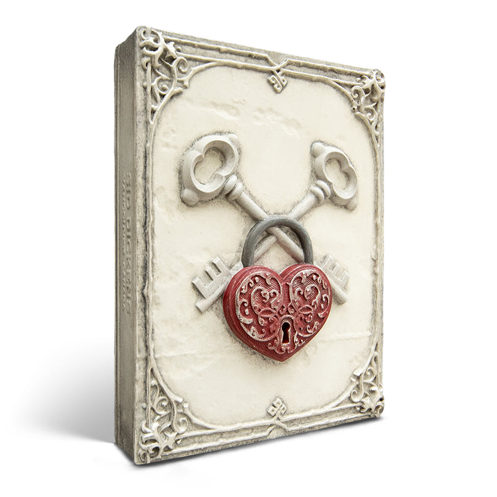 T 586 Heart Lock Sid Dickens Memory Block 2023 Spring Collection