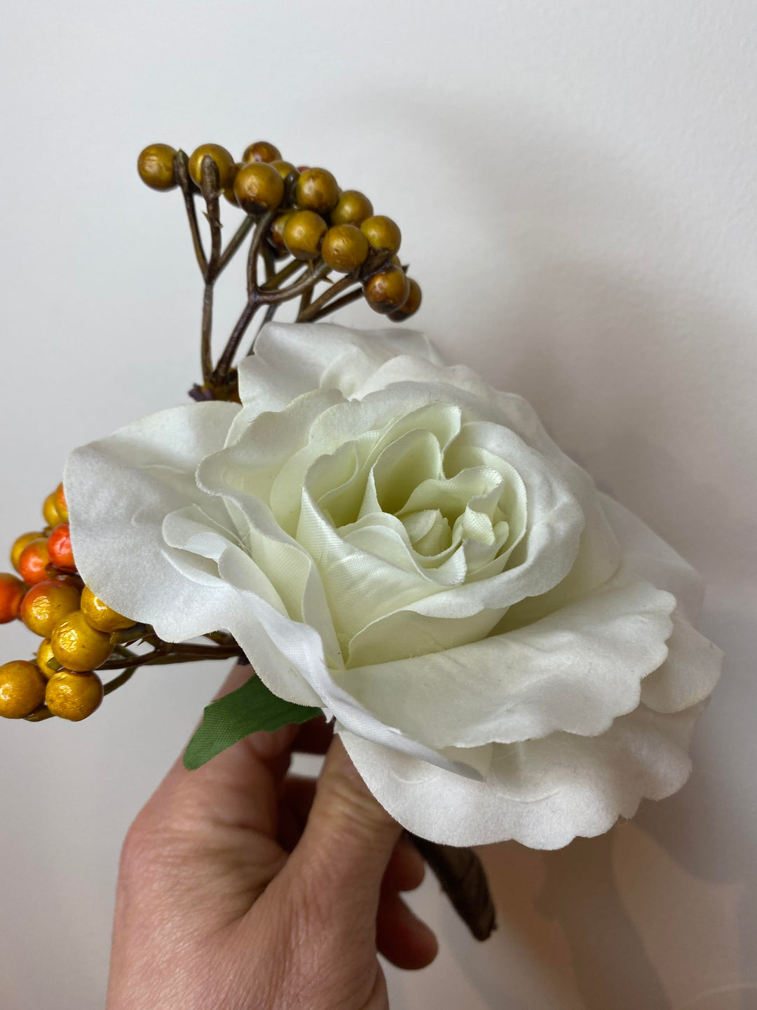 White Rose Pick